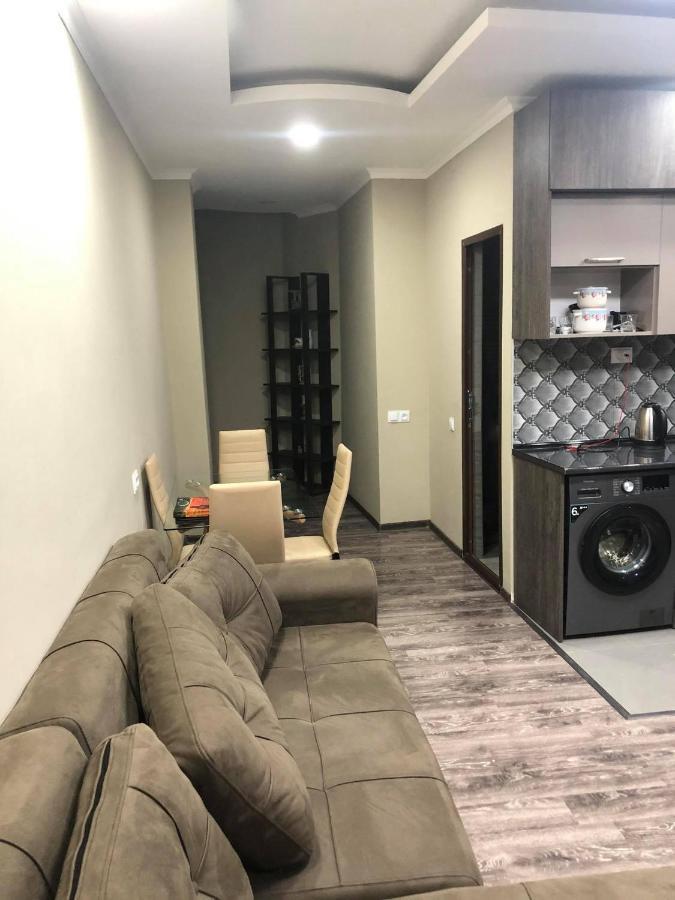 George-Groups Apartment Kutaisi Luaran gambar